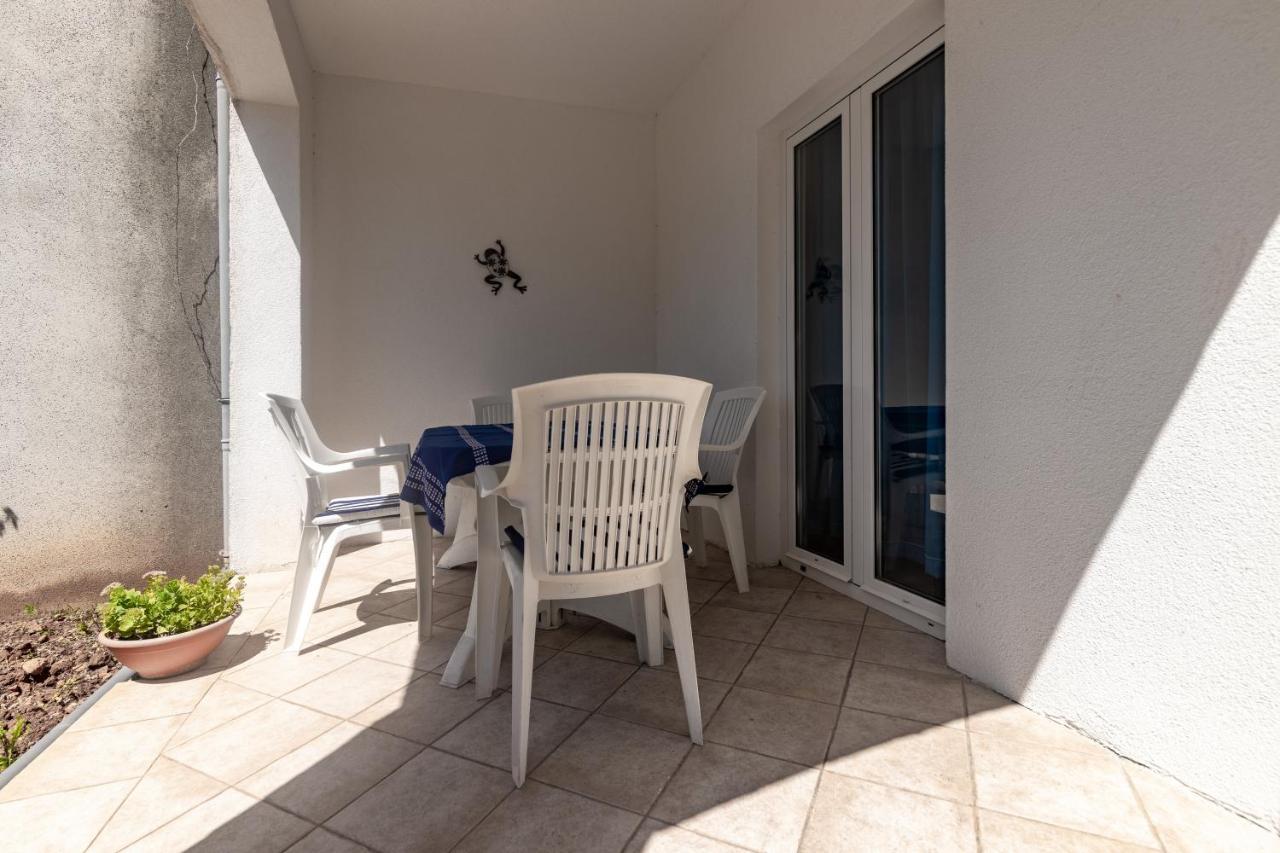 Apartments With A Parking Space Ivan Dolac, Hvar - 15784 Εξωτερικό φωτογραφία